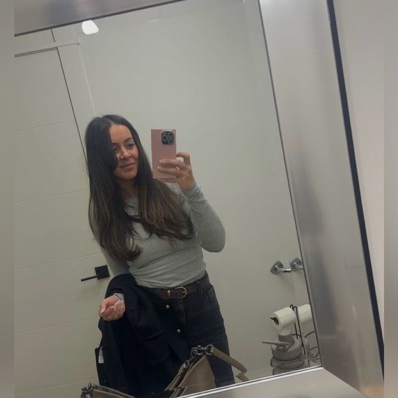 Meet your Posher, Suzanne - Picture 3 of 3